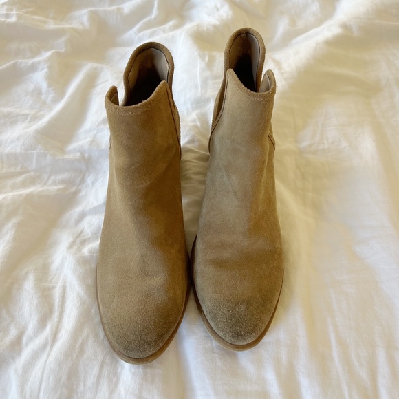 Hinge Boot - Picture 3 of 6